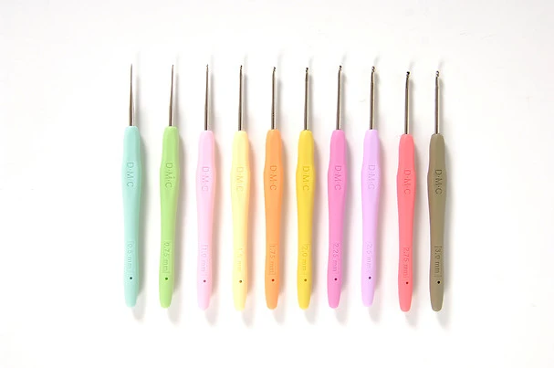ERGONOMIC STEEL CROCHET HOOKS - 1,75 MM