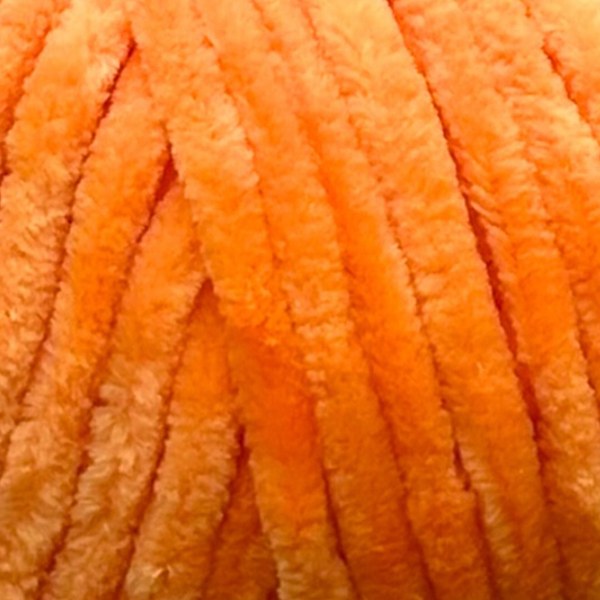 70290 close-up