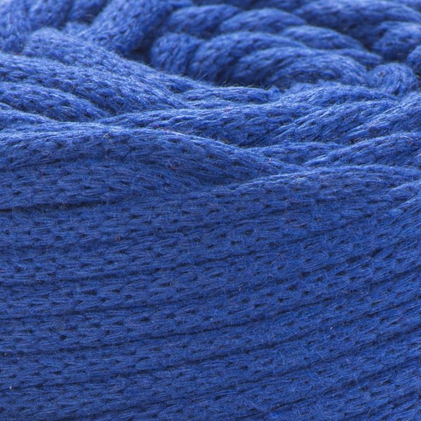 772 close-up