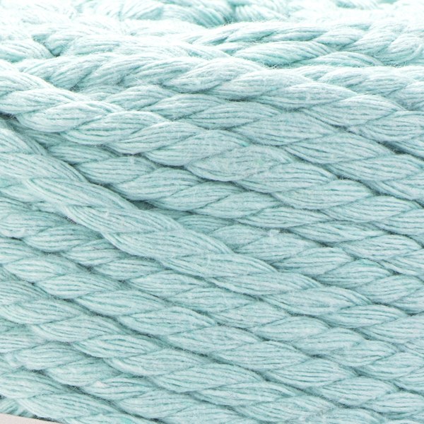775 close-up